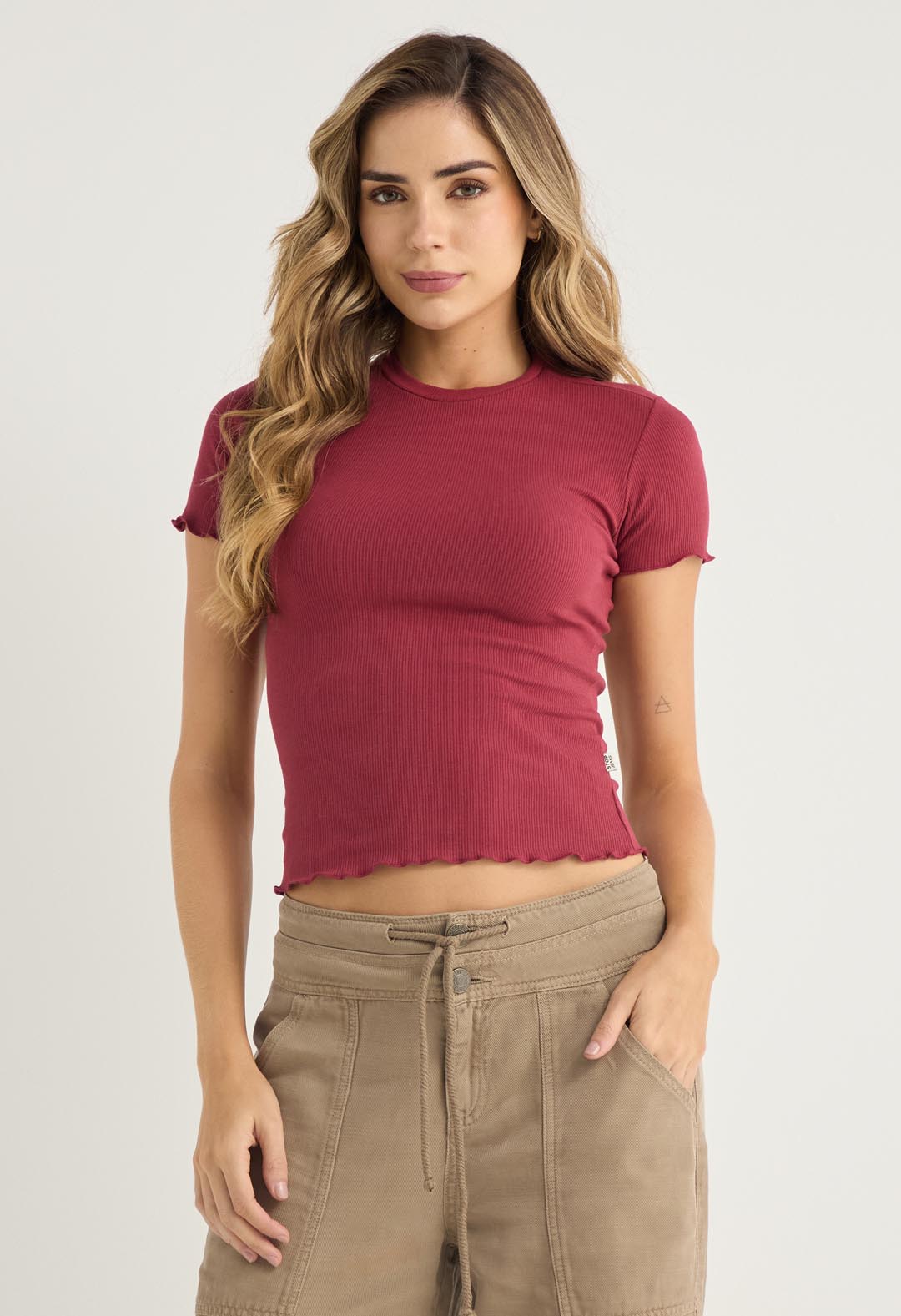 Camiseta terracota manga con ruche para mujeres