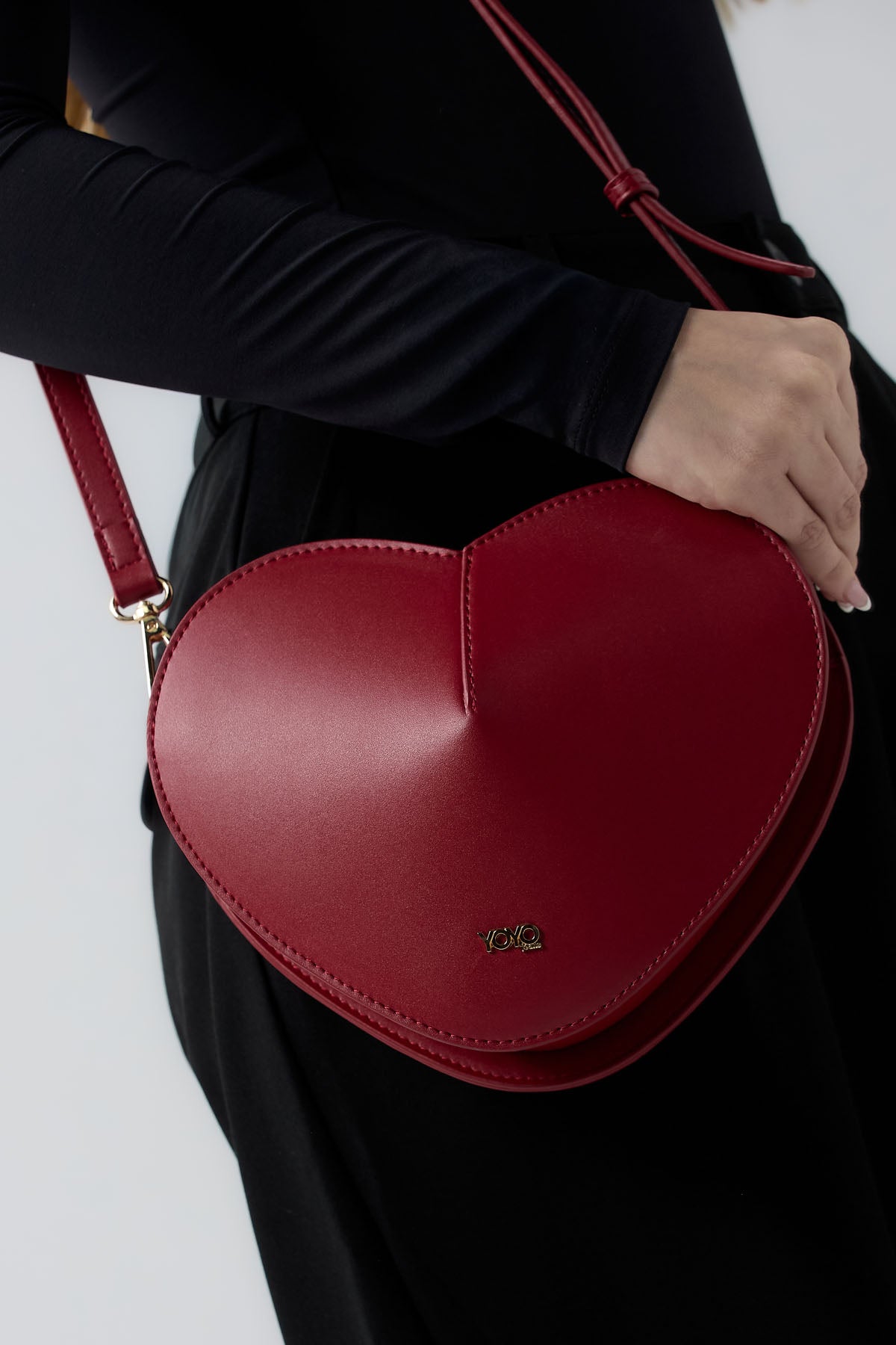 Bolso bandolera fucsia en forma de corazón para jóvenes