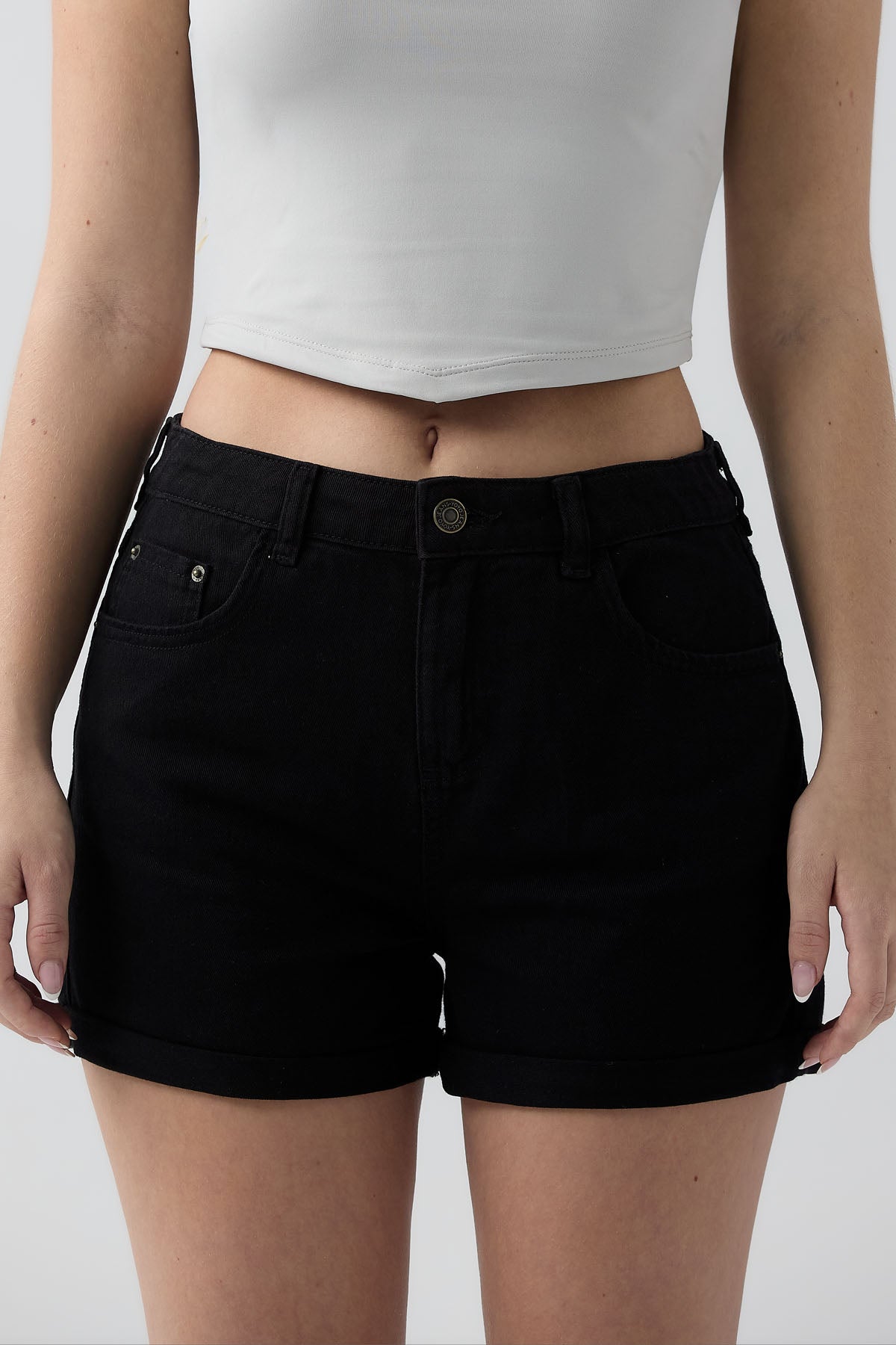 Short tono negro fondo entero para jóvenes