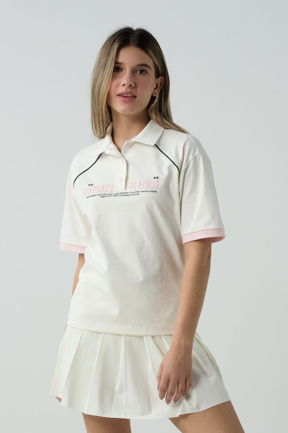 Polo marfil de manga corta para jóvenes