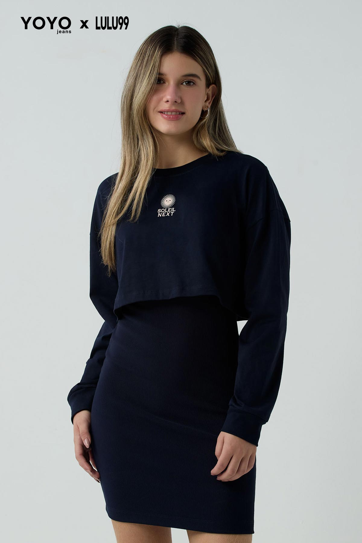 Vestido azul oscuro doble prenda para jóvenes