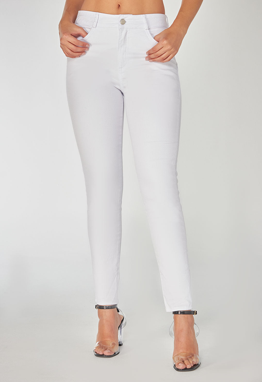 Pantalón vaquero blanco tiro alto para mujeres
