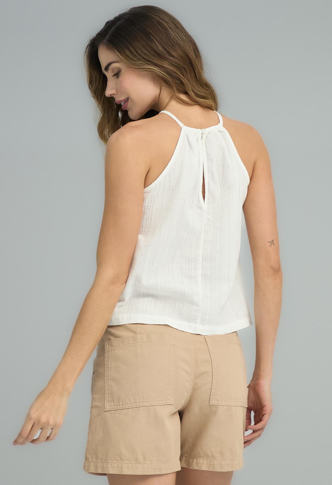 Blusa marfil cuello halter para mujeres
