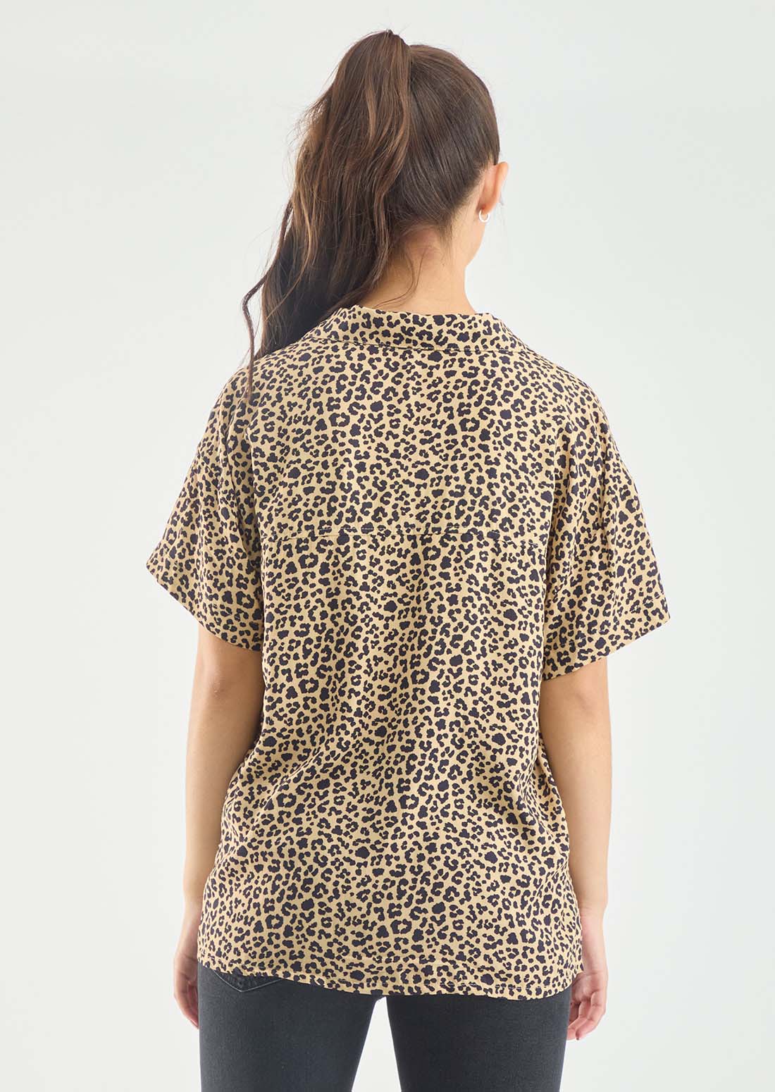 Blusa oversize arena estampada para jóvenes