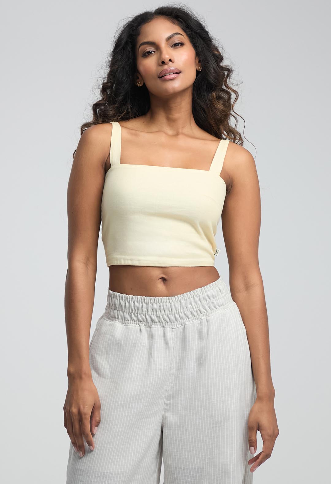 Blusa amarillo pastel crop para mujeres