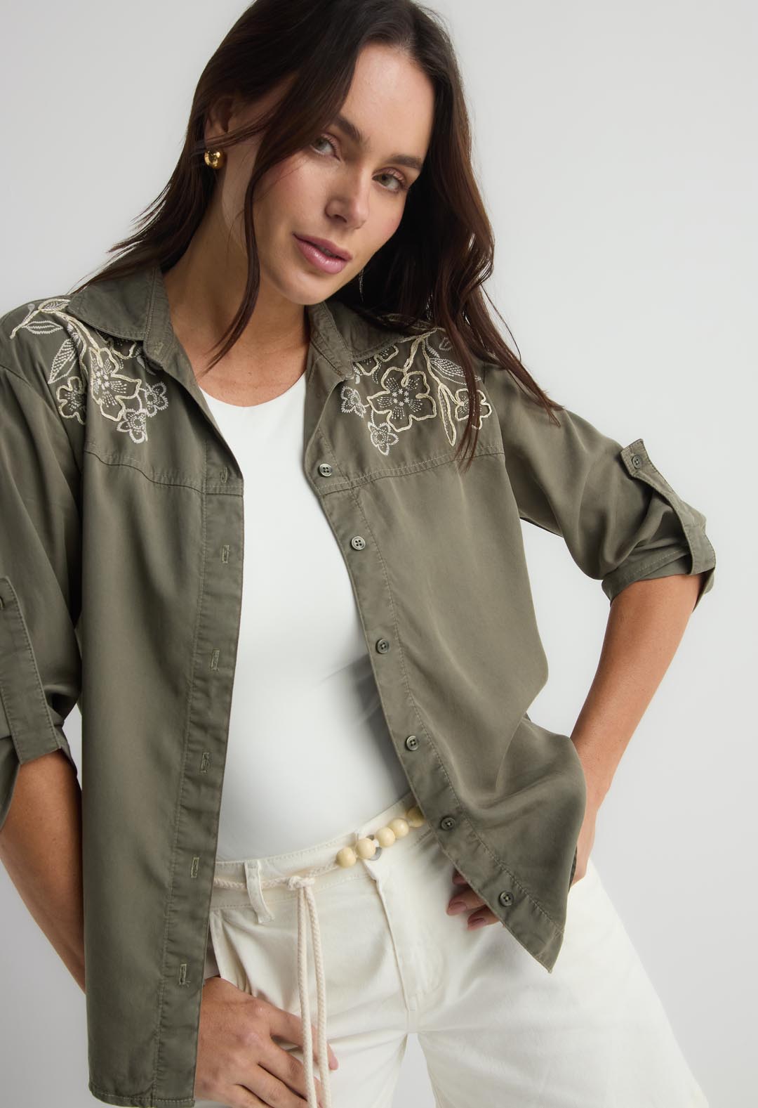 Blusa verde militar manga 3/4 para mujer