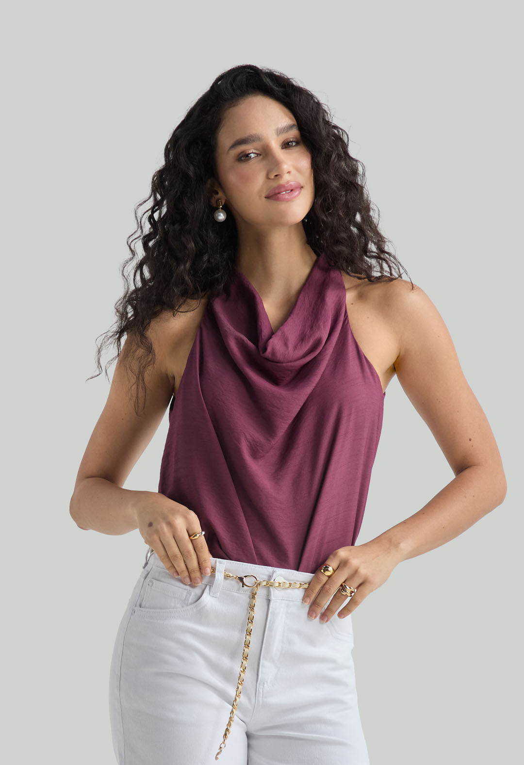 Blusa vino tinto con cuello halter para mujer