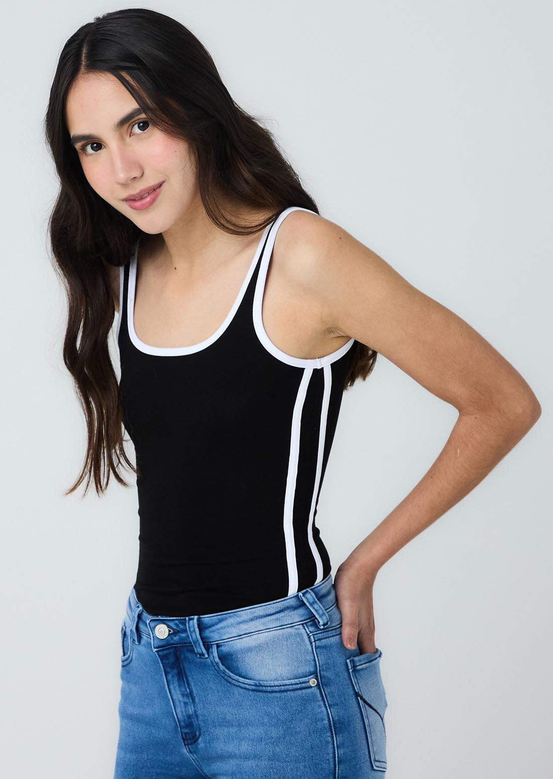 Body negro con sesgos para jóvenes