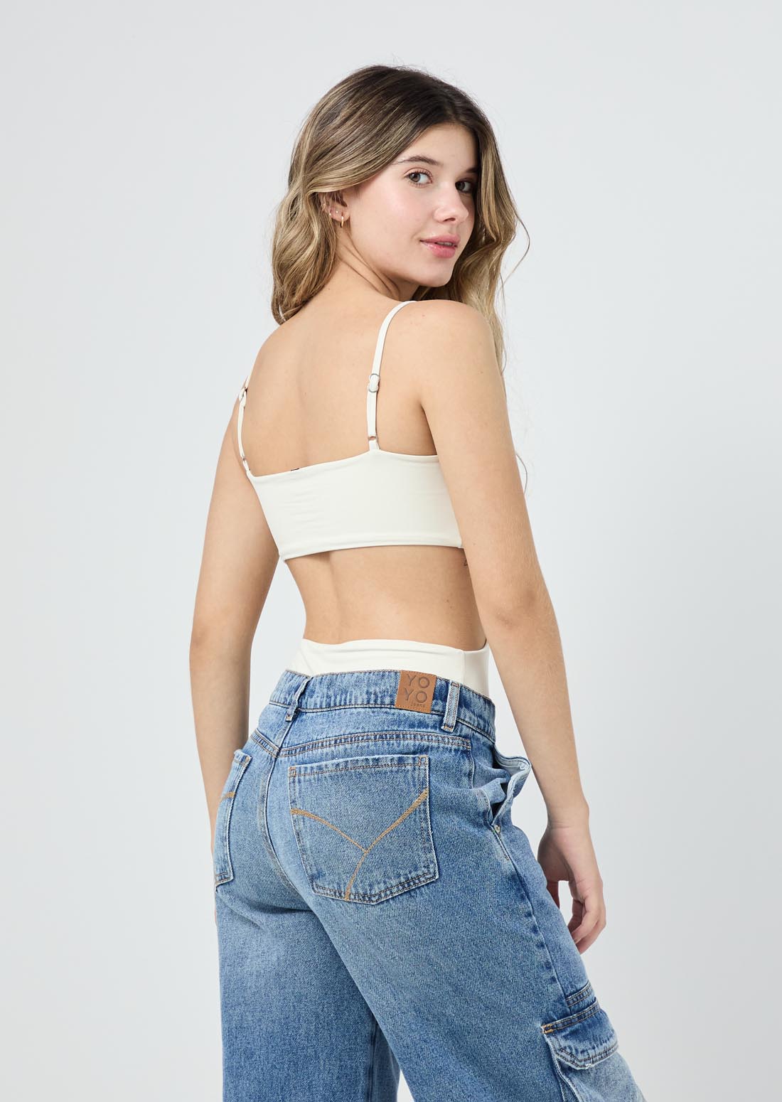 Body marfil con abertura en costados para jóvenes