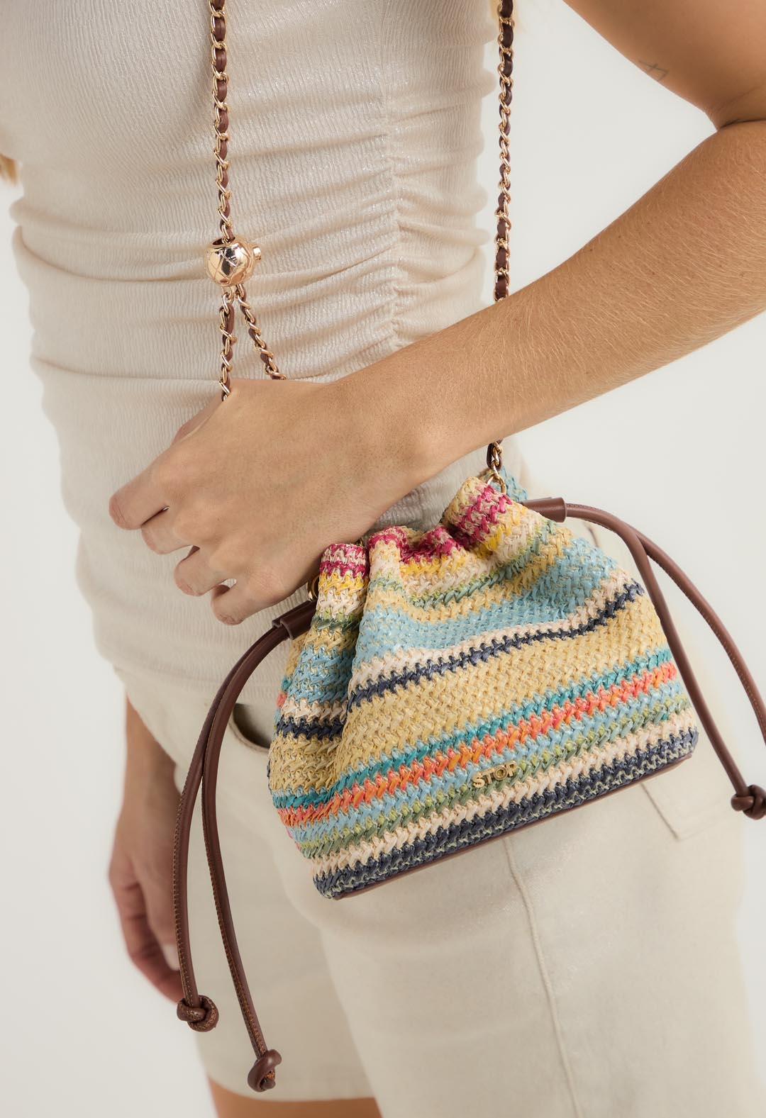 Bolso bandolera multicolor tejido