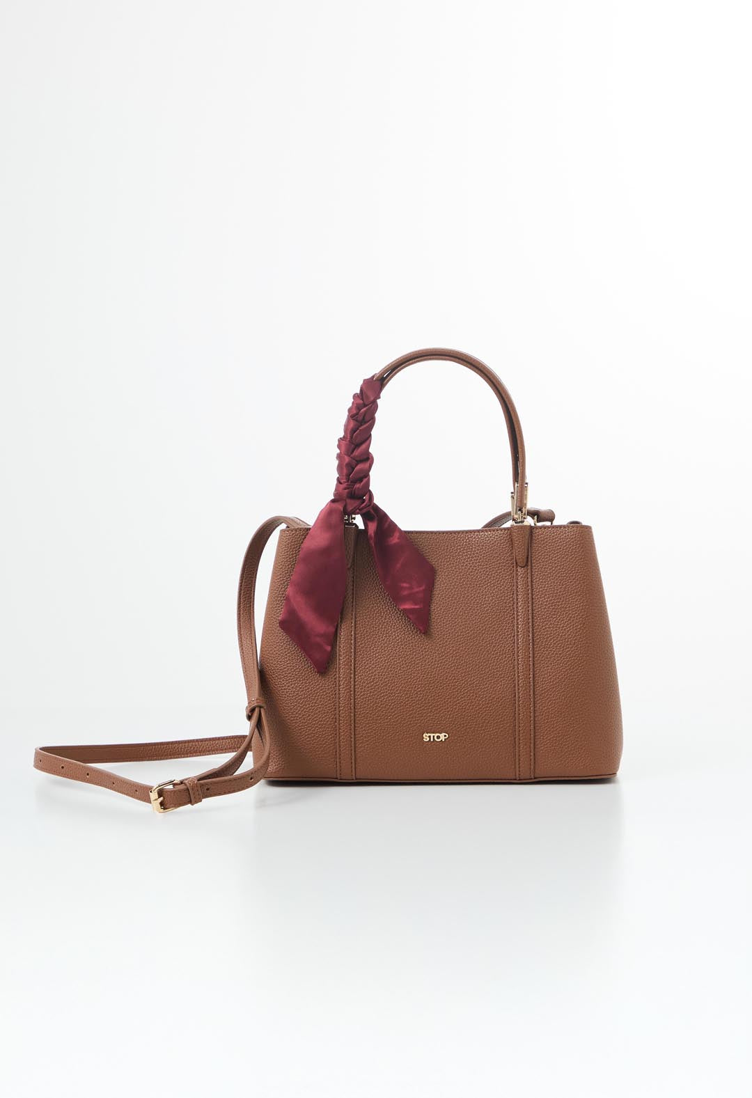 Bolso miel con pañuelo