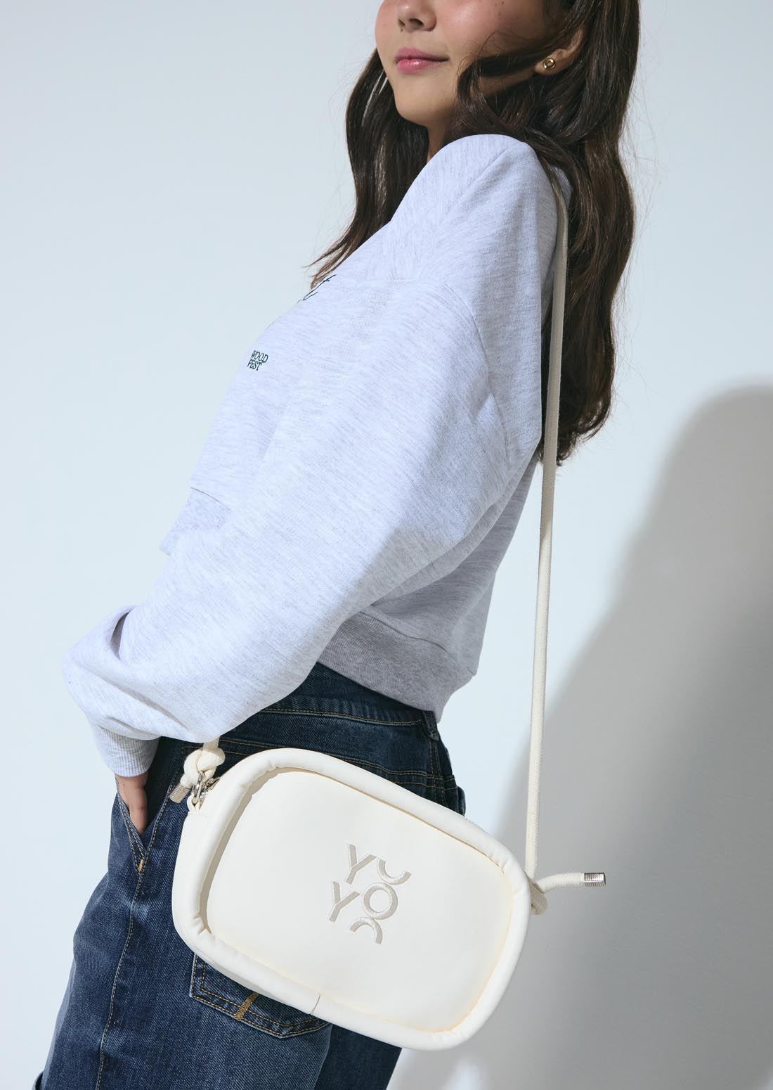 Bolso marfil crossbody para jóvenes