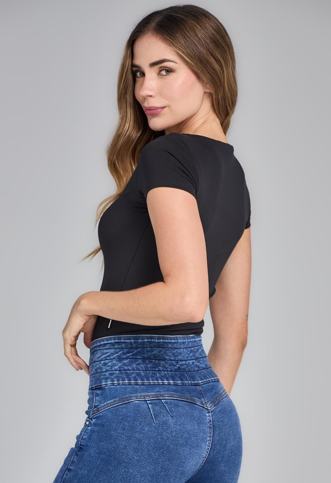 Camiseta fondo entero negra para mujeres