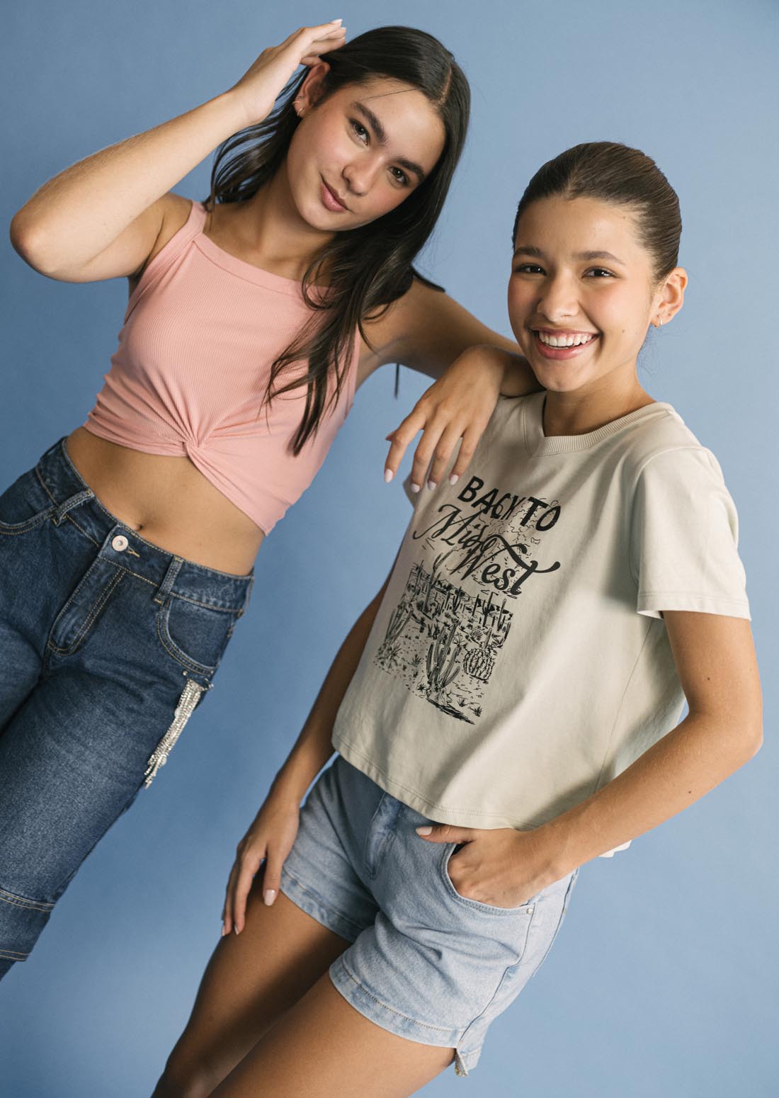 Camiseta palo de rosa nudo en frente para adolescentes