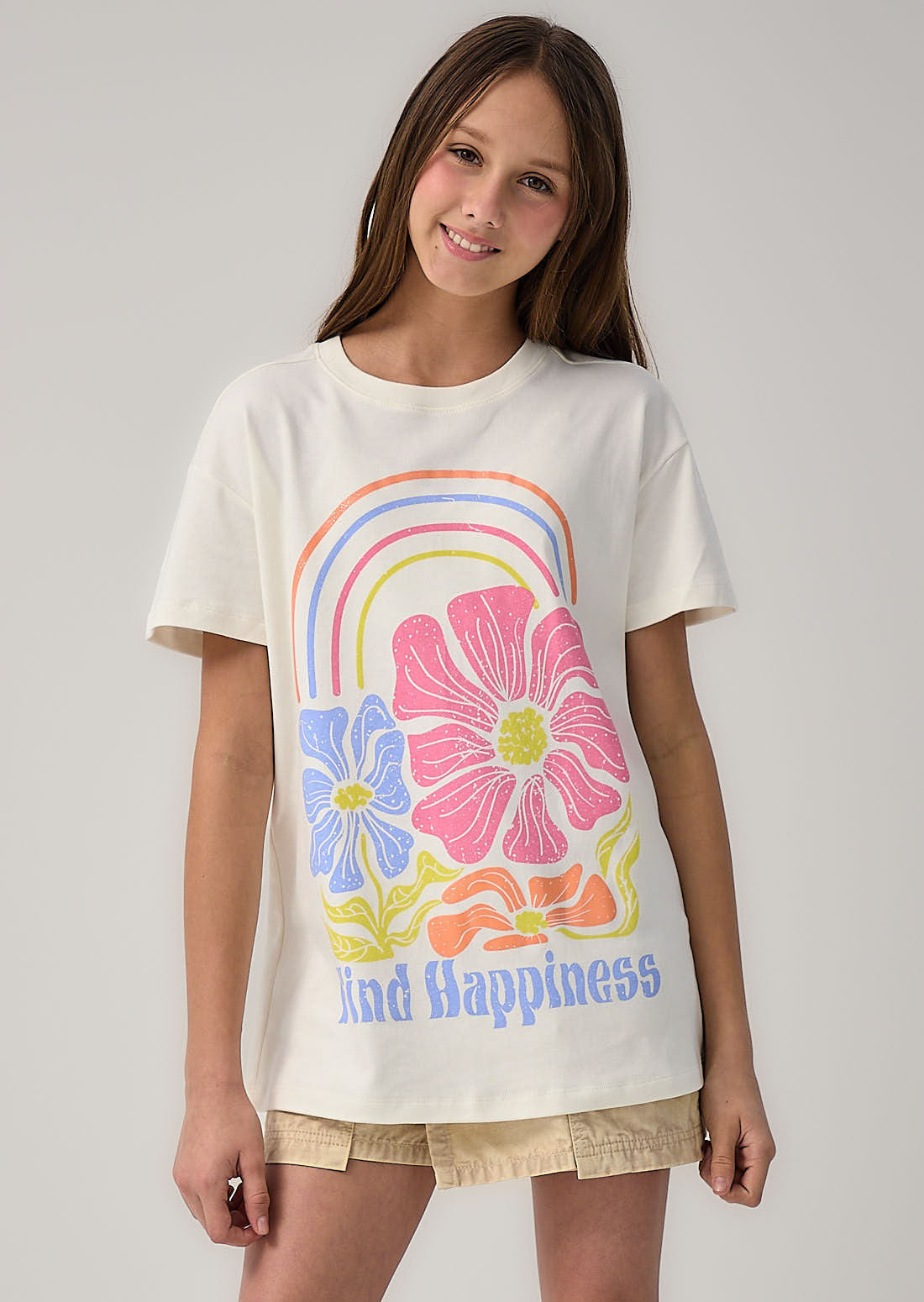 Camiseta oversize marfil estampada para niñas