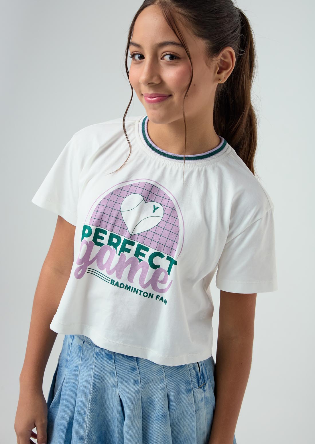 Camiseta marfil con rectilíneo para niñas
