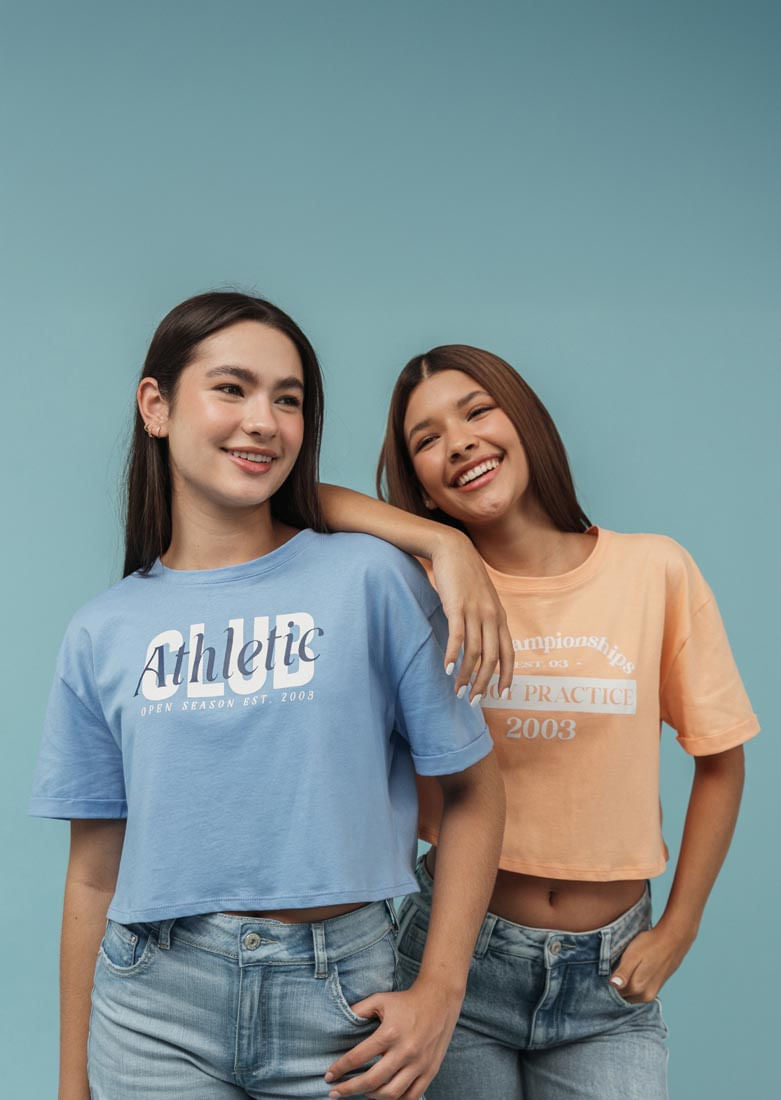 Camiseta azul claro frente estampado para jóvenes