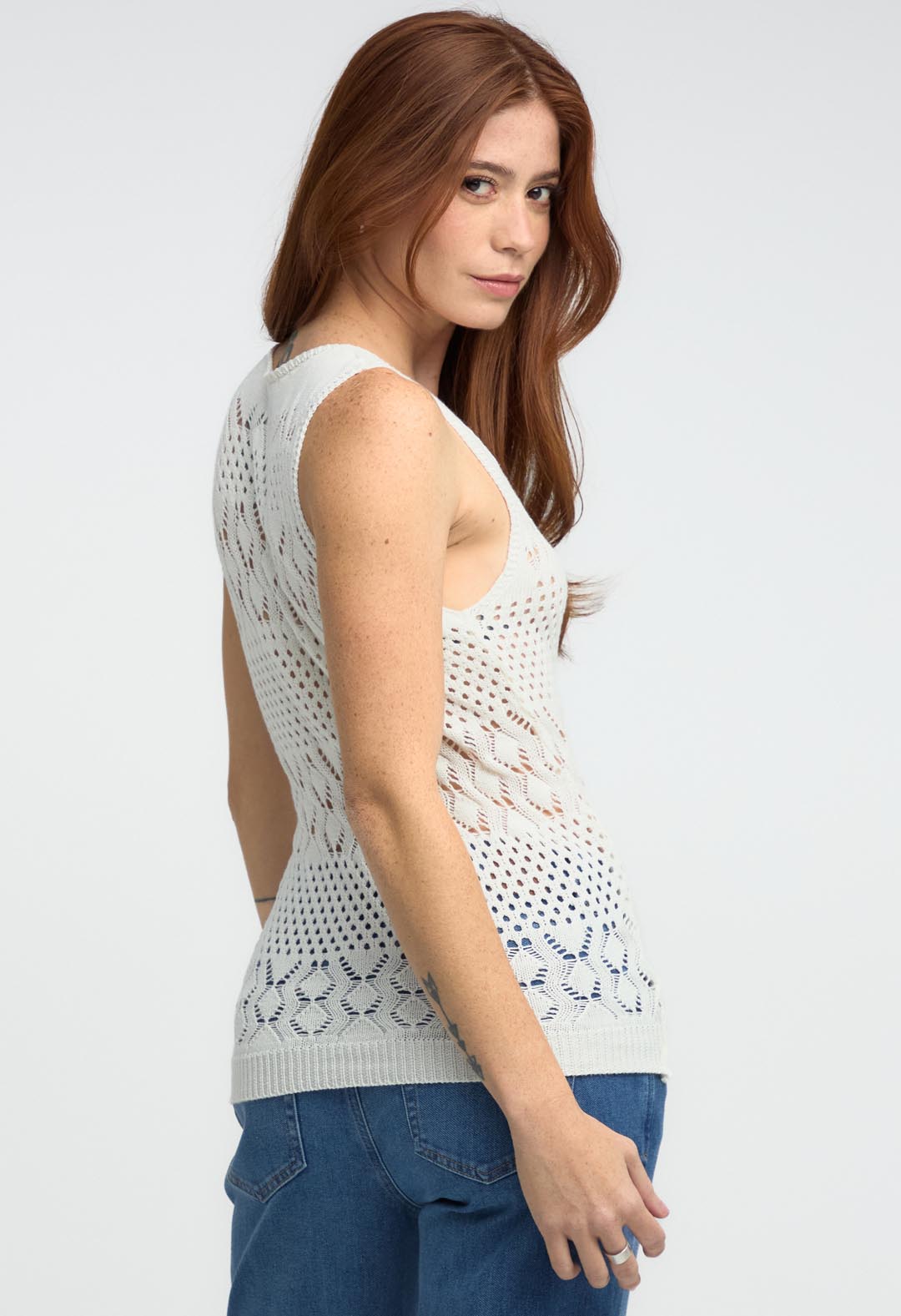 Camiseta marfil tejida para mujeres