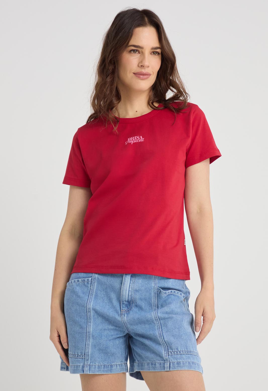 Camiseta roja con manga ranglán para mujeres