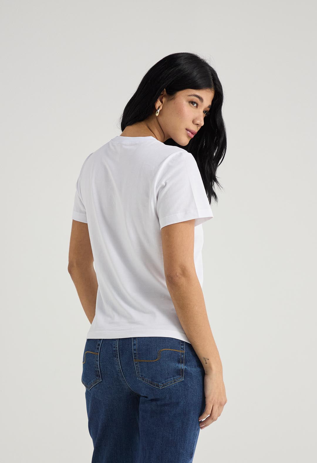Camiseta manga corta blanca y estampada para mujer