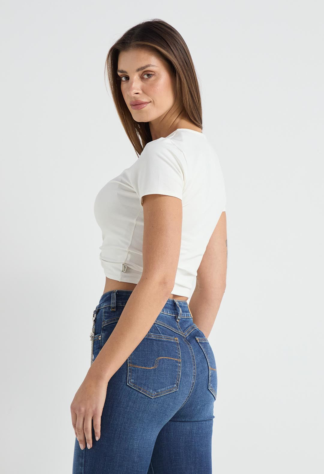 Camiseta marfil manga corta para mujer