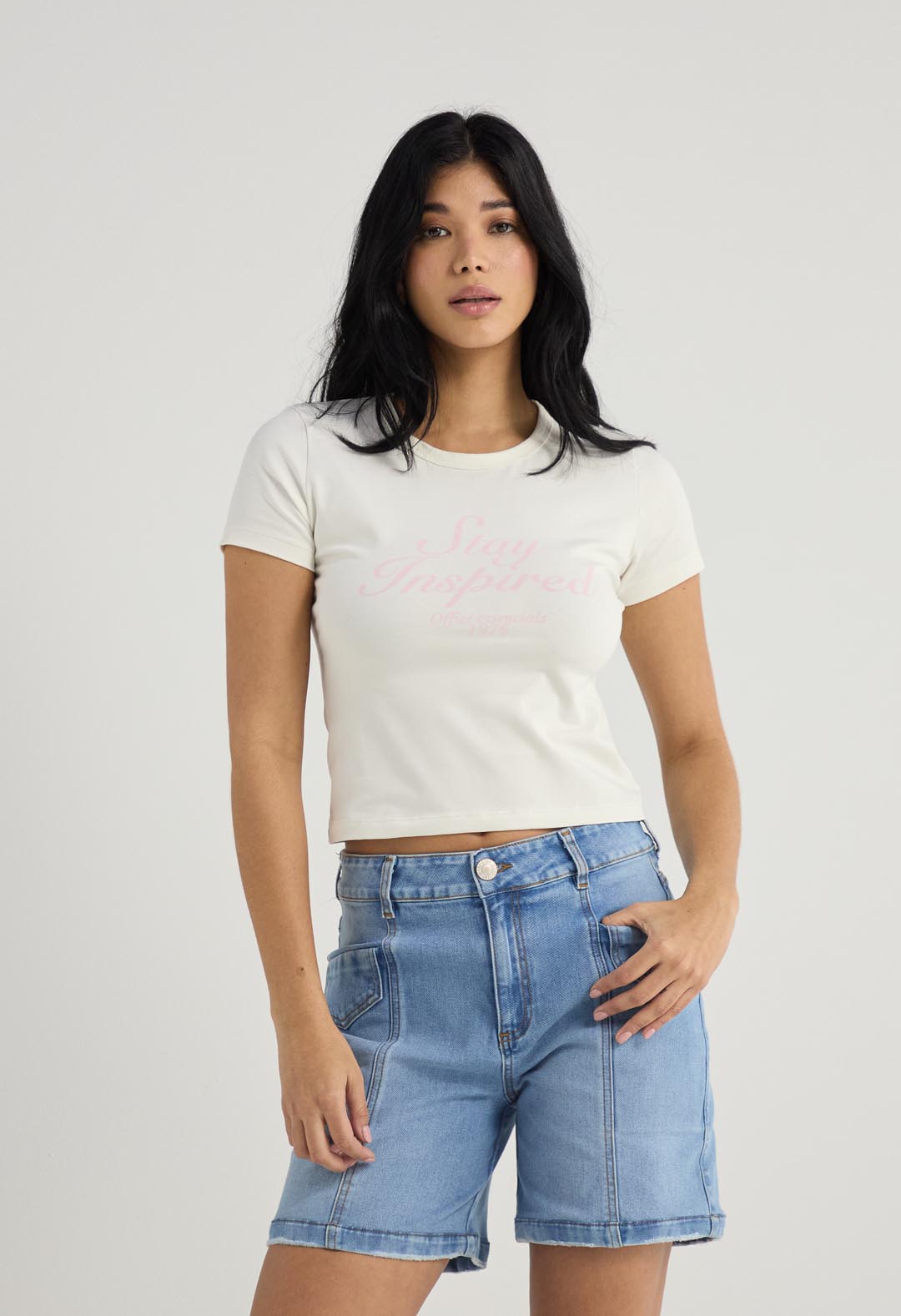 Camiseta marfil manga corta para mujer