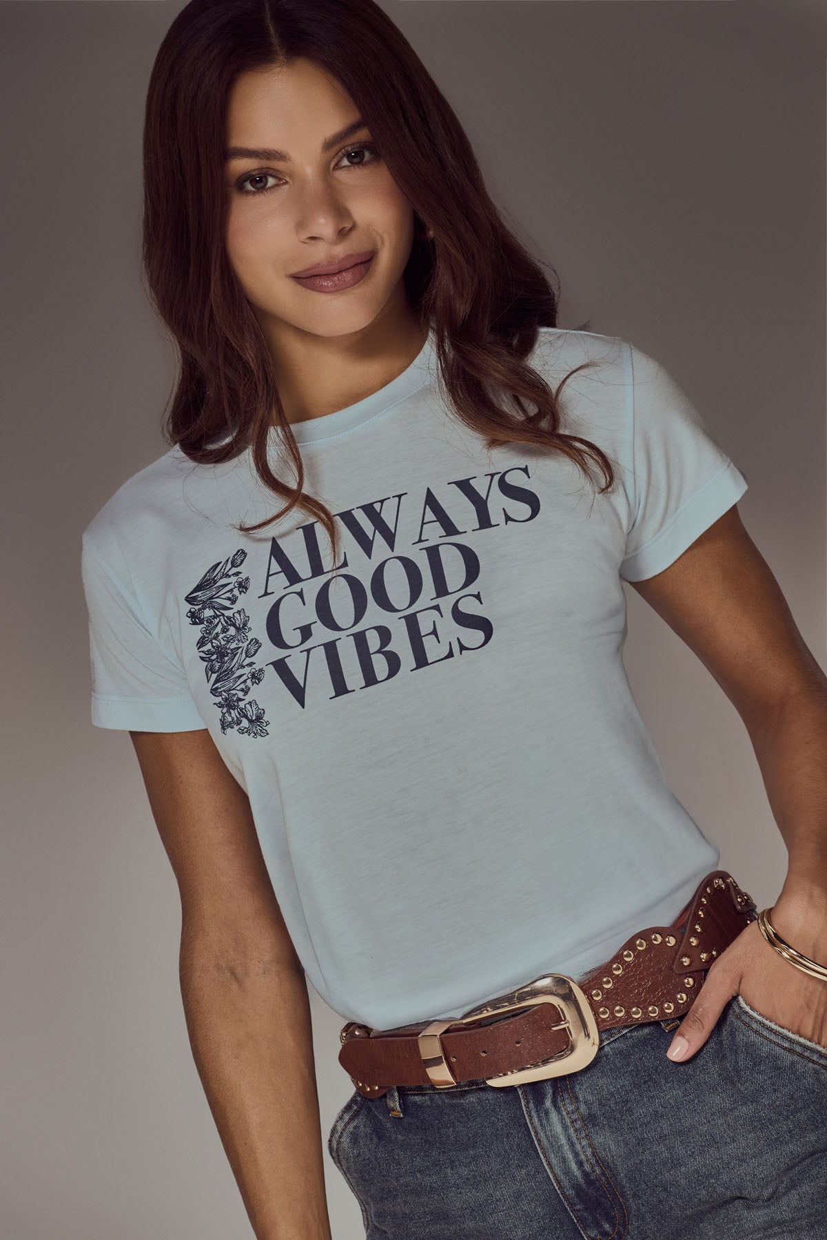 Camiseta azul claro de manga corta para mujer