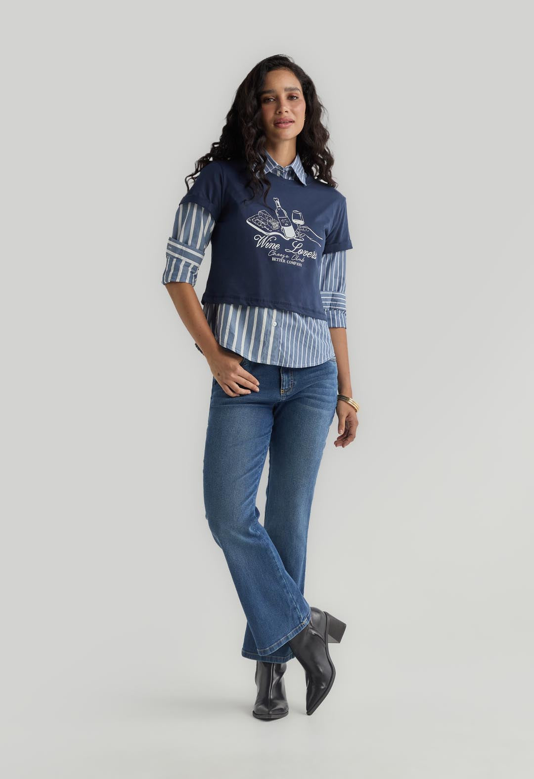 Camiseta crop azul navy manga corta para mujer