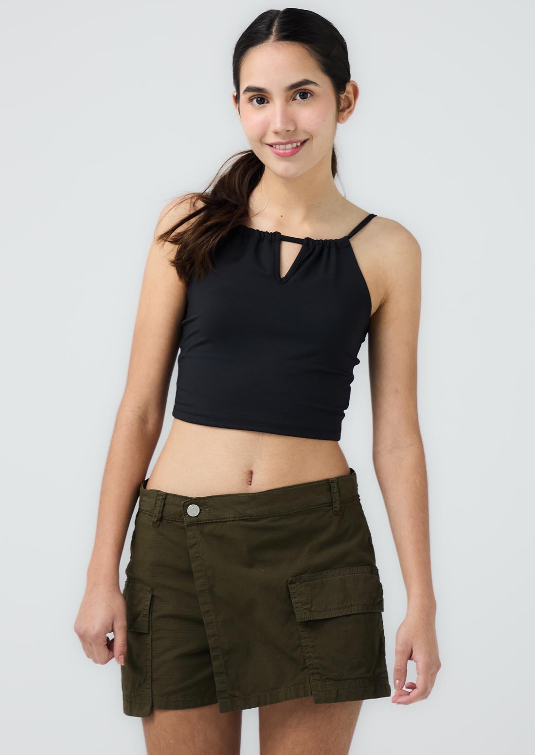 Camiseta negra ajustada para jóvenes