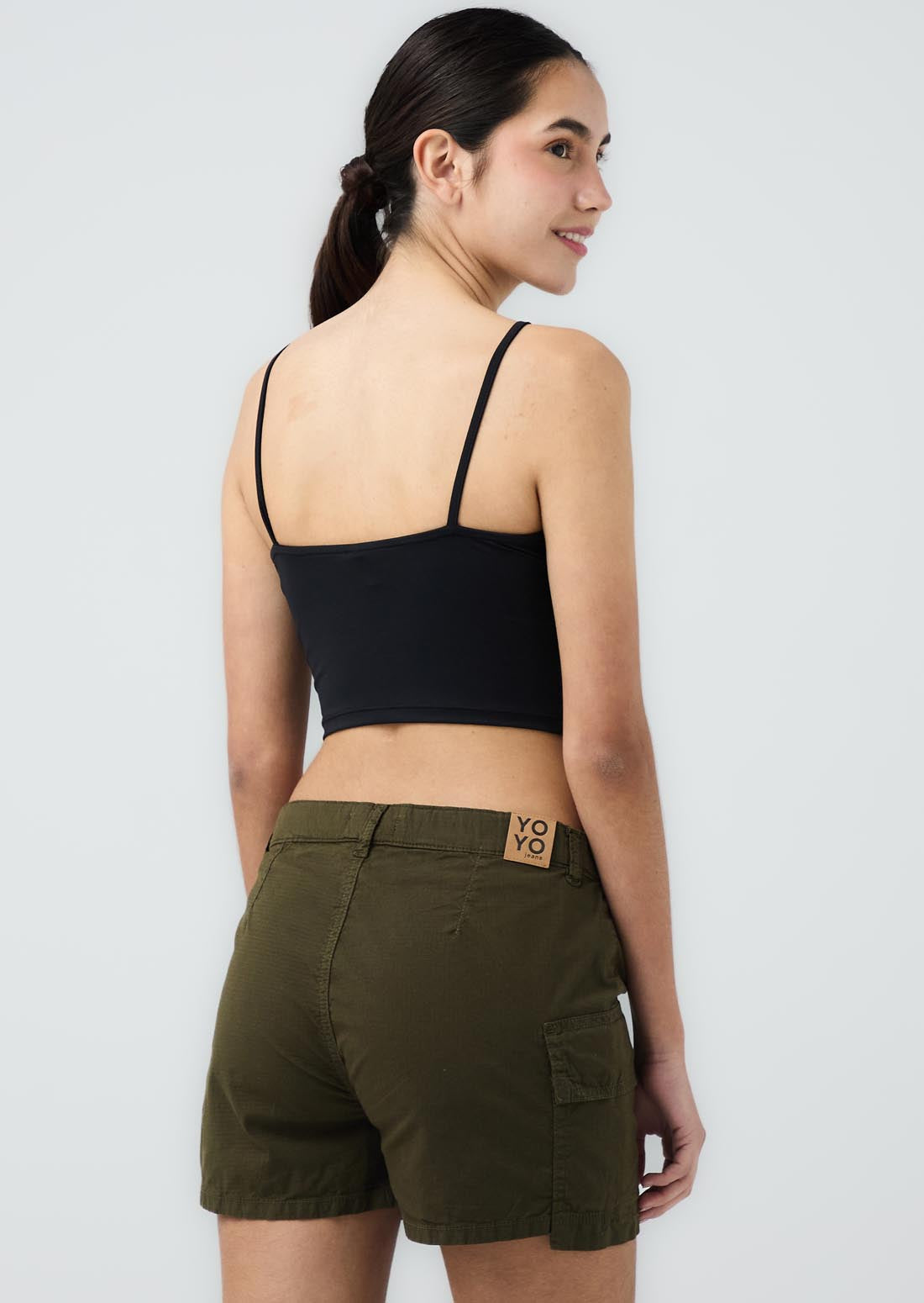 Camiseta negra ajustada para jóvenes