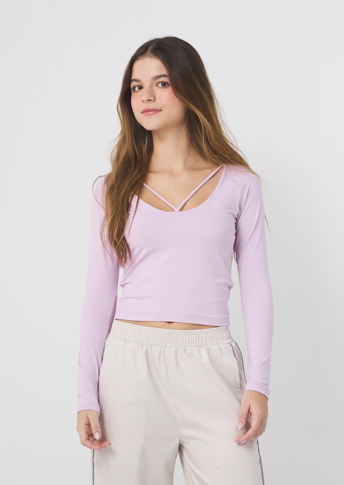 Camiseta lila claro con sesgos en frente para jóvenes