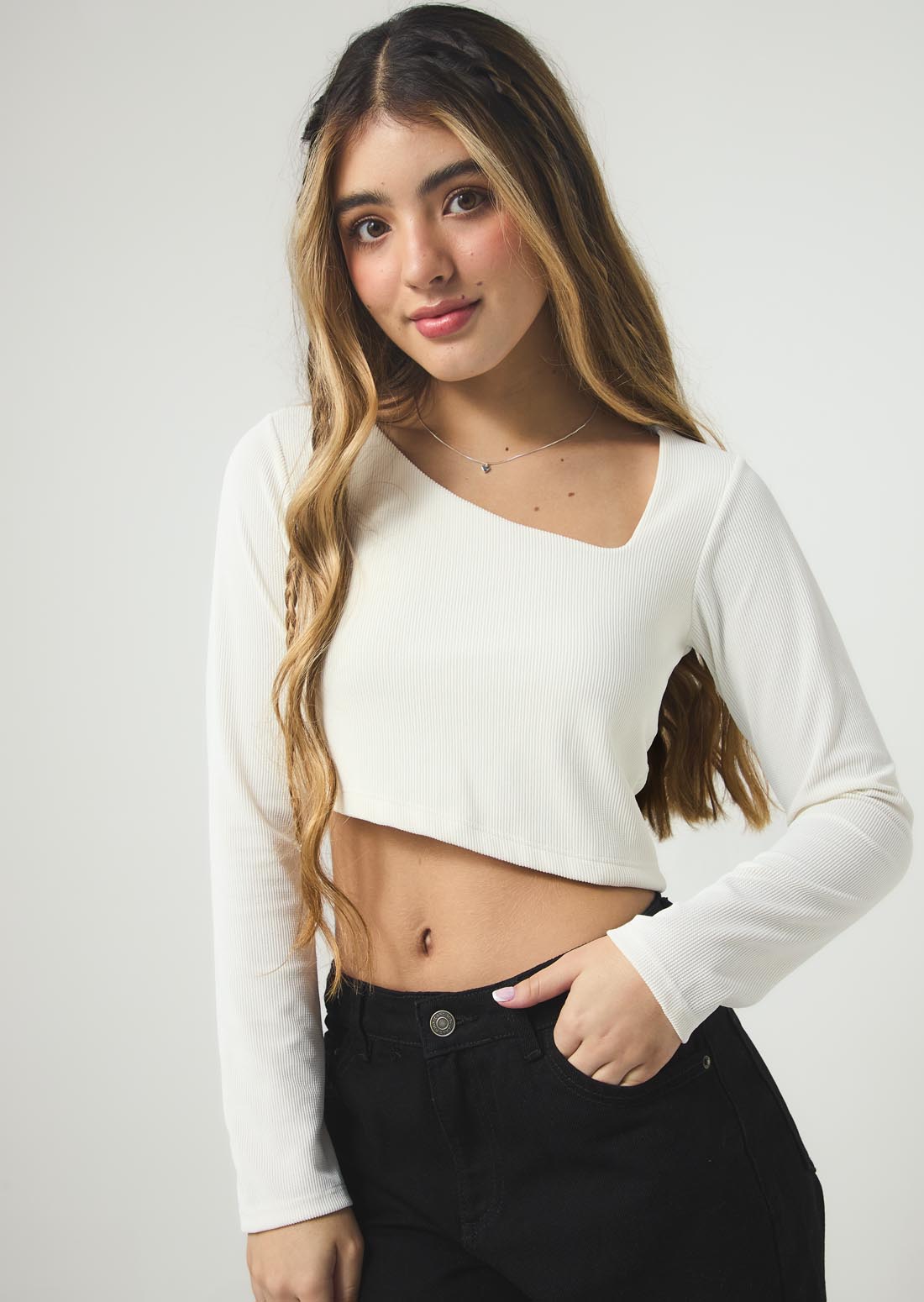 Camiseta marfil manga larga para jóvenes