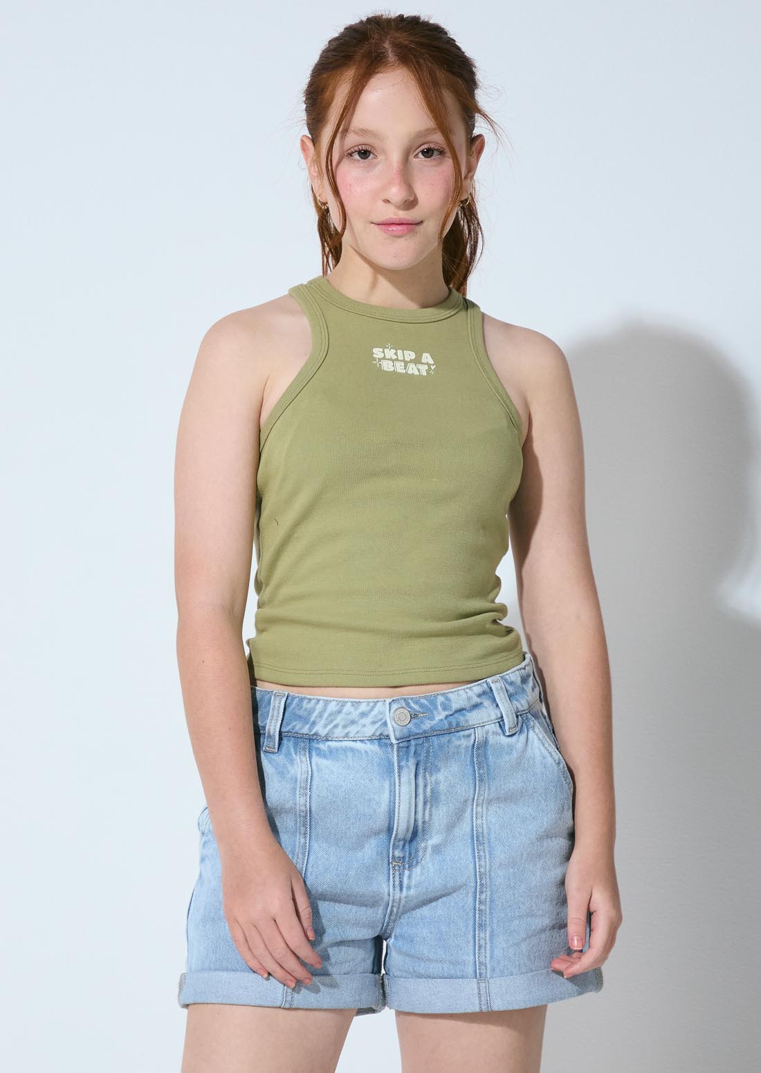 Camiseta pistacho frente estampado para adolescentes