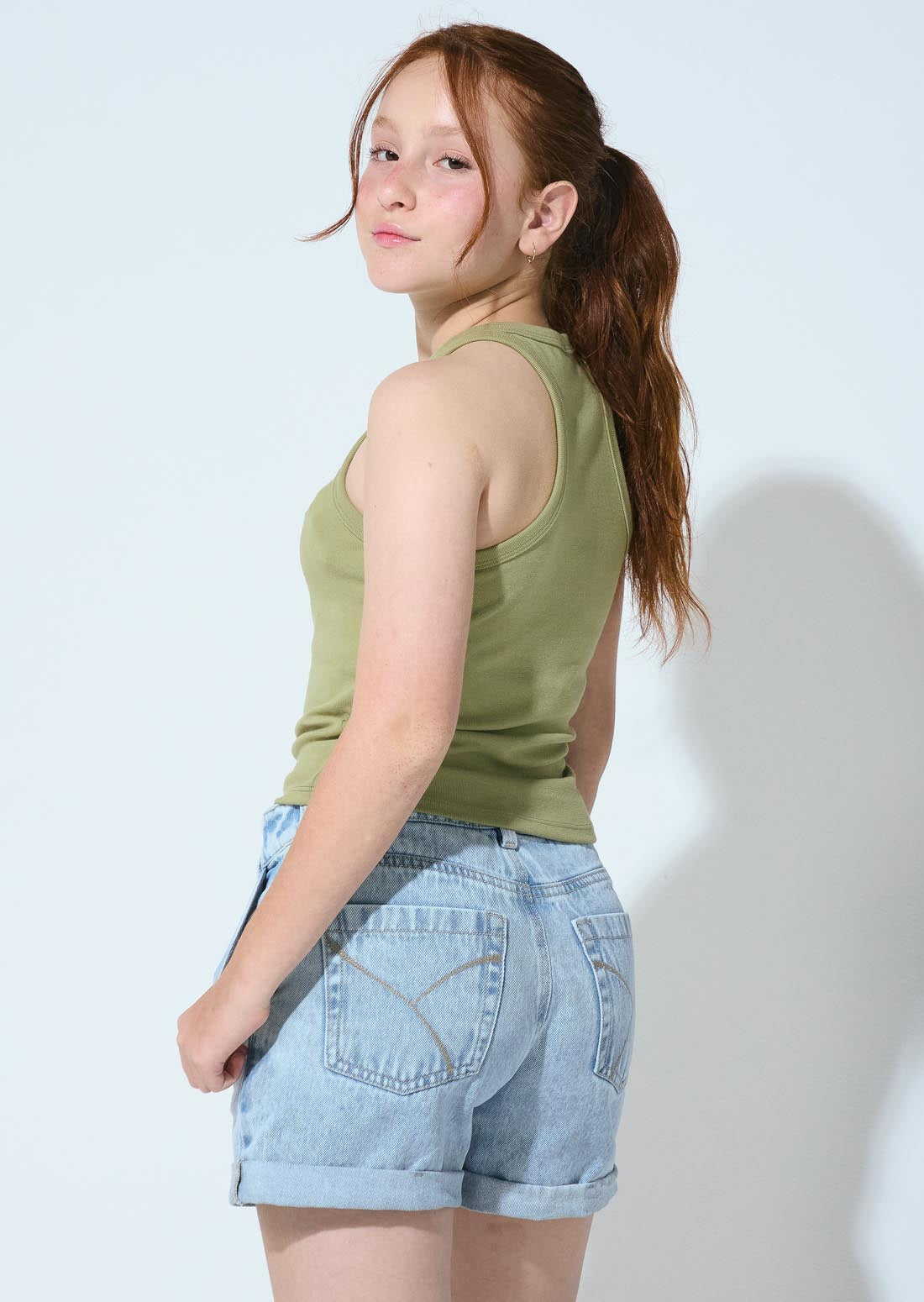 Camiseta pistacho frente estampado para adolescentes