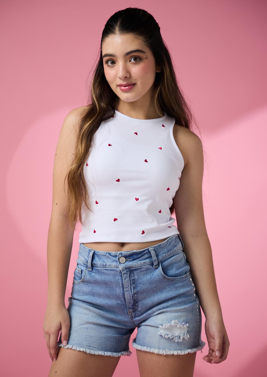 Camiseta blanca estampada para jóvenes