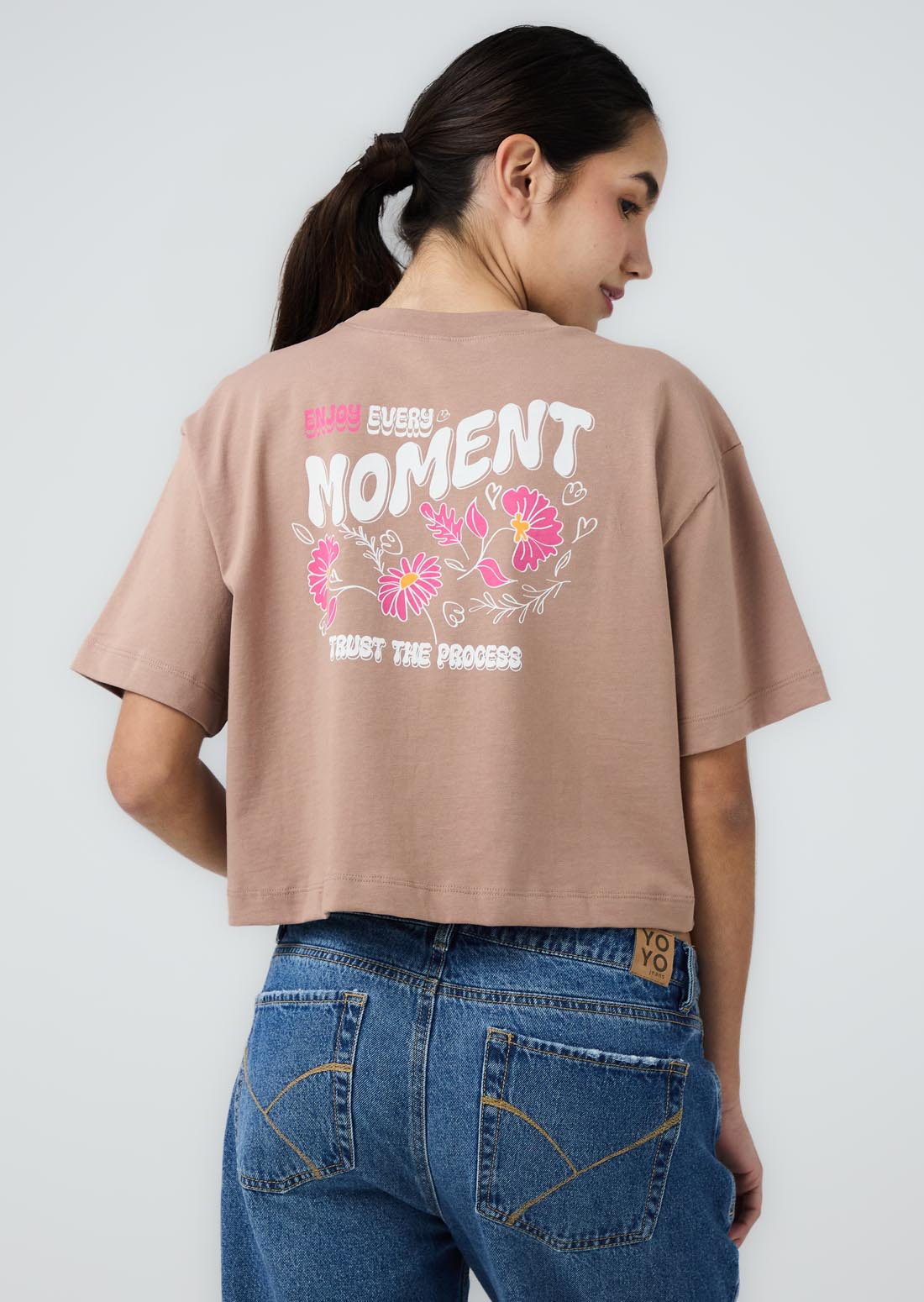 Camiseta chocolate estampada en ambas caras para jóvenes
