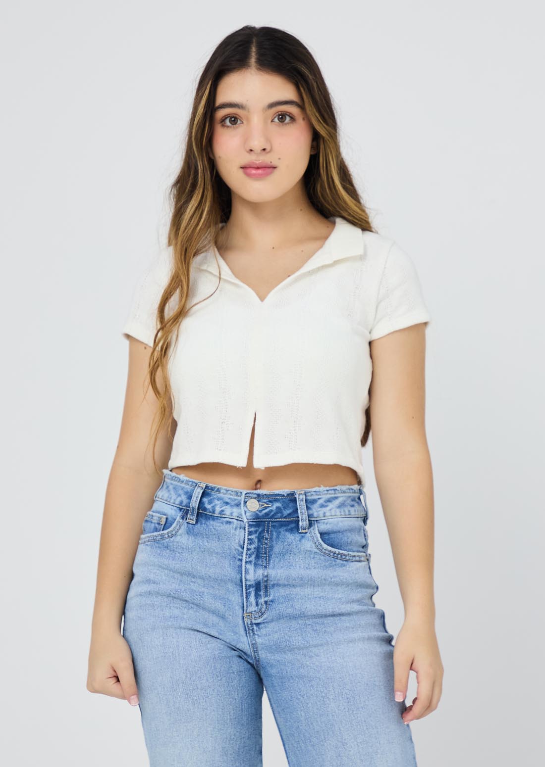 Camiseta marfil con textura para jóvenes