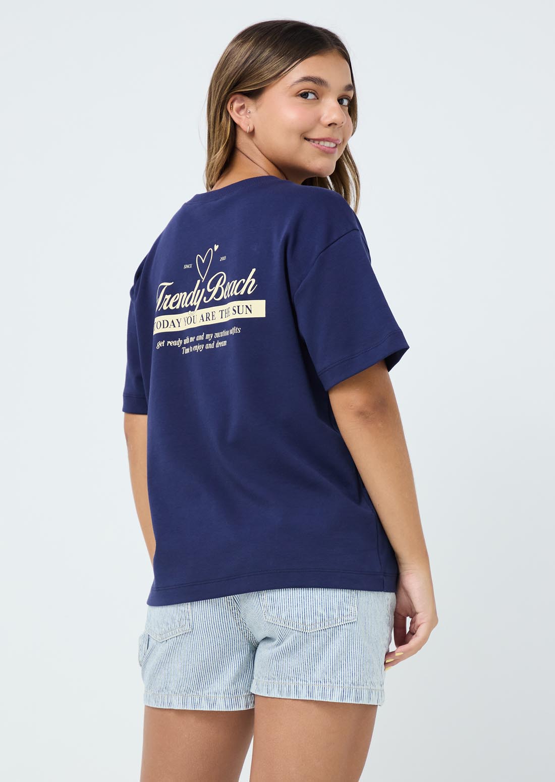 Camiseta azul navy con estampado en ambas caras para jóvenes
