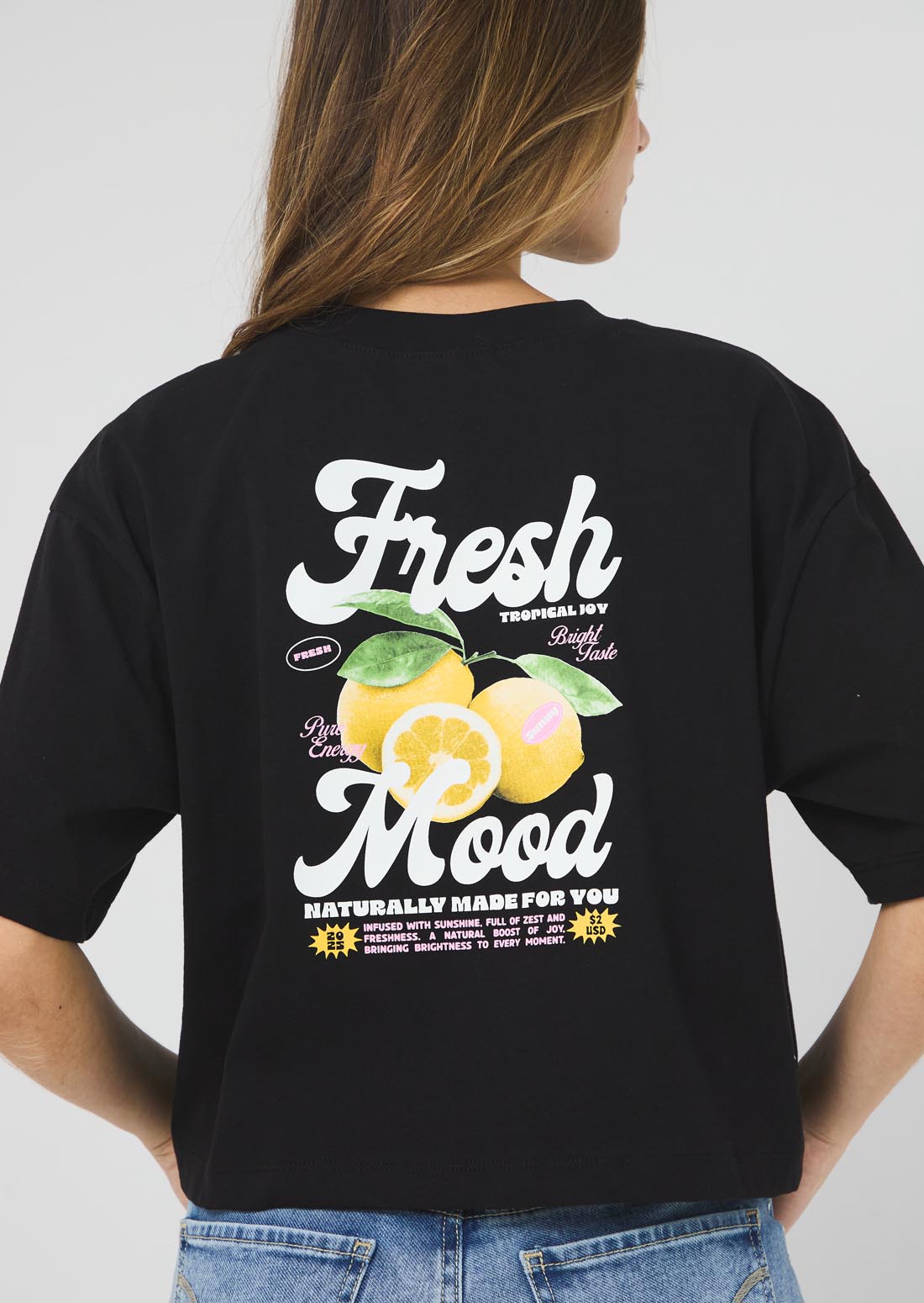 Camiseta negra manga corta para jóvenes
