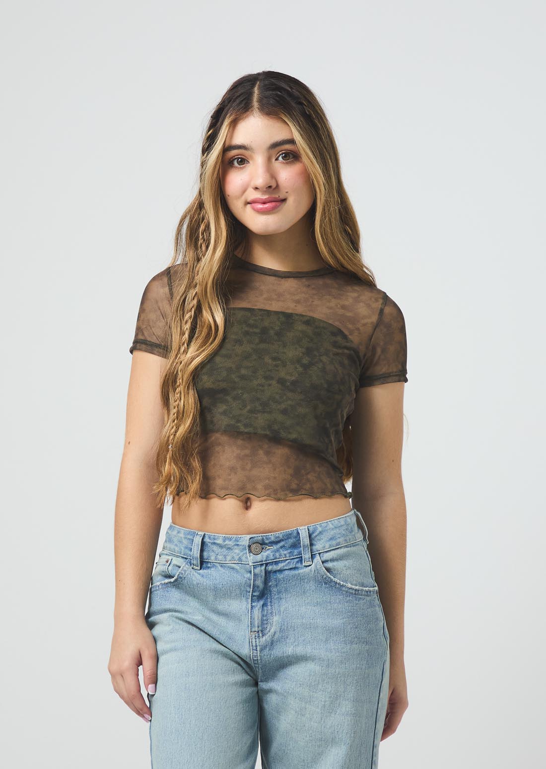 Camiseta verde con top interno para jóvenes