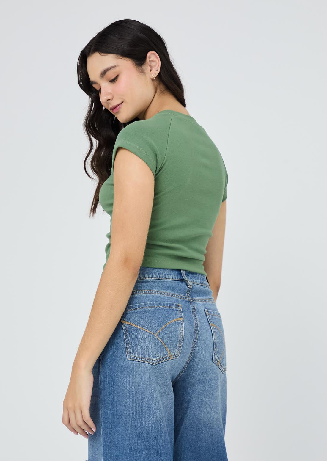 Camiseta verde botella estampada en frente para jóvenes