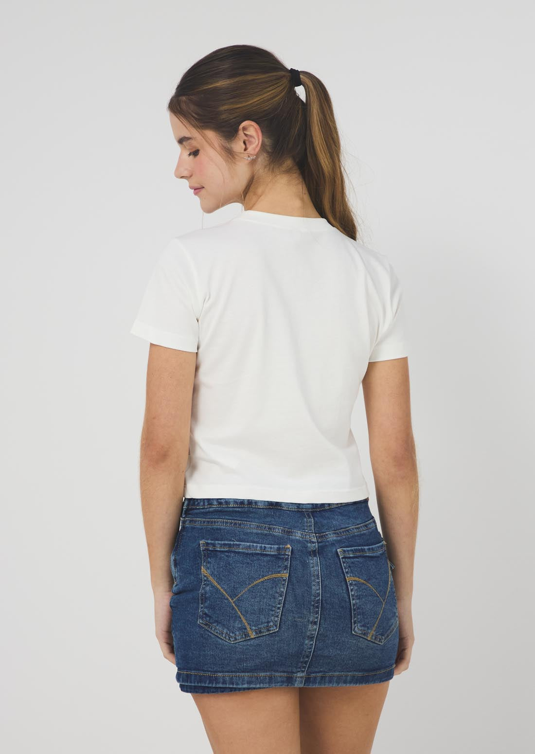 Camiseta marfil con frente estampado para niñas