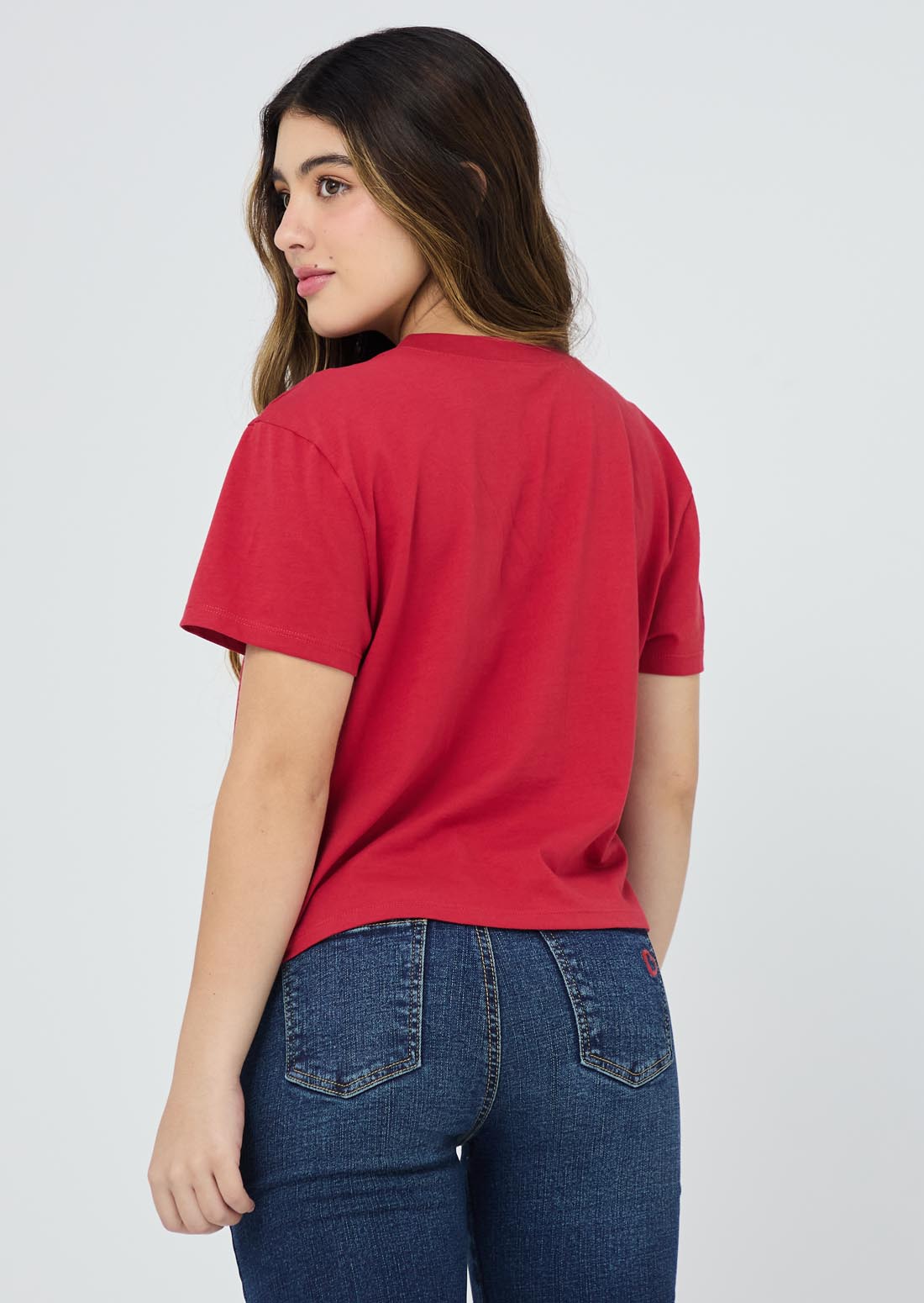 Camiseta roja estampada para jóvenes
