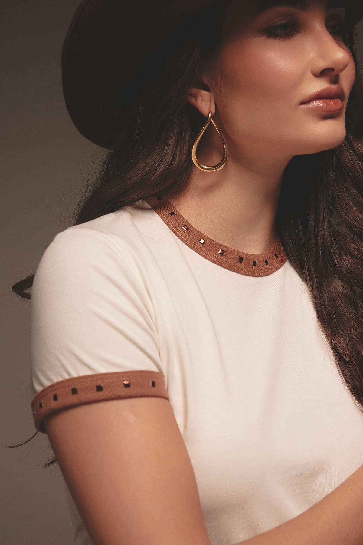 Camiseta marfil con taches para mujer
