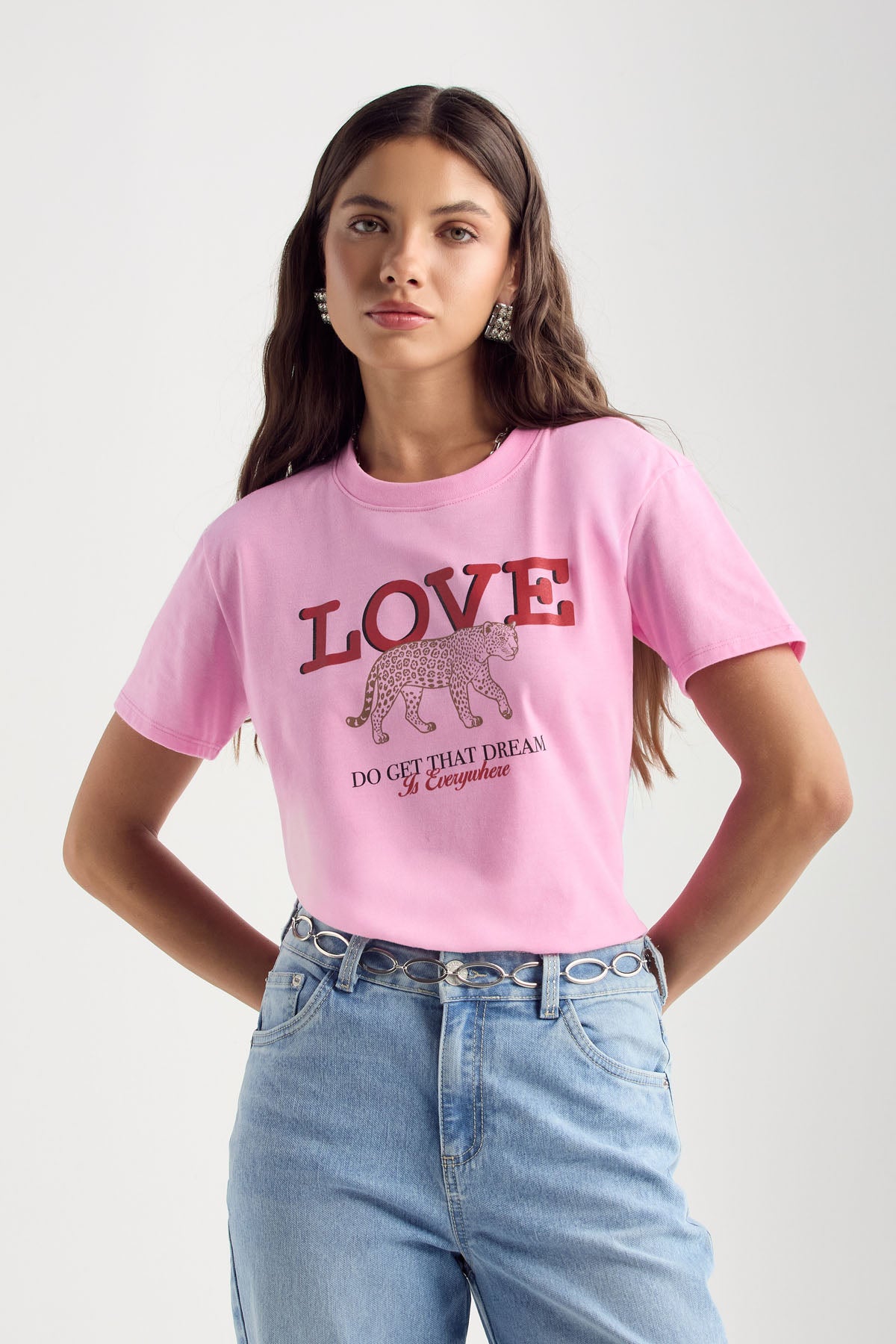 Camiseta rosa claro de manga corta para mujer