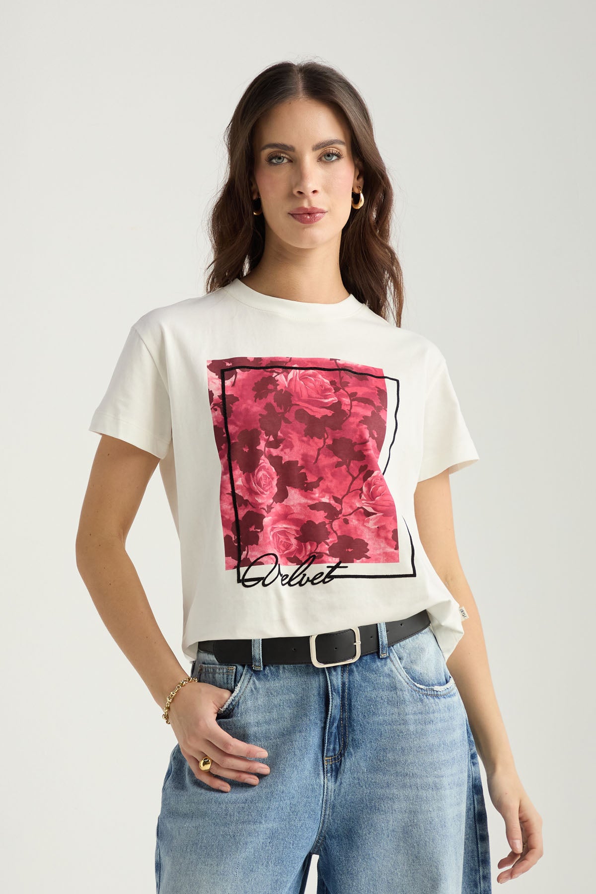 Camiseta marfil estampada para mujer