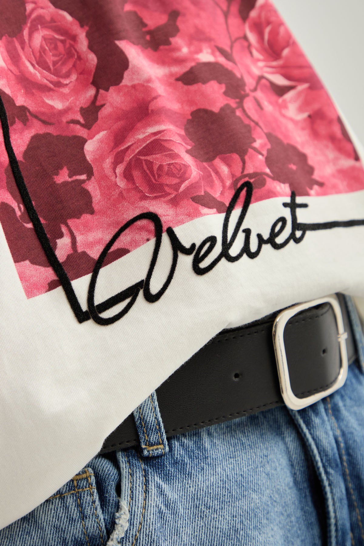 Camiseta marfil estampada para mujer