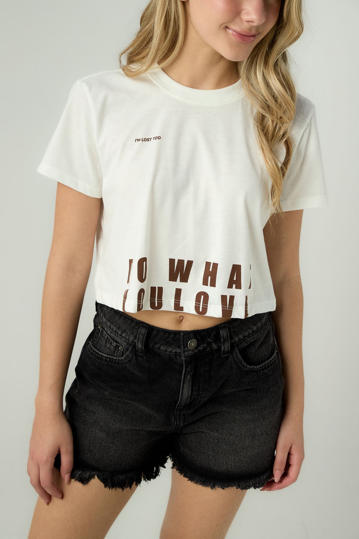 Camiseta marfil estampada en frente para jóvenes