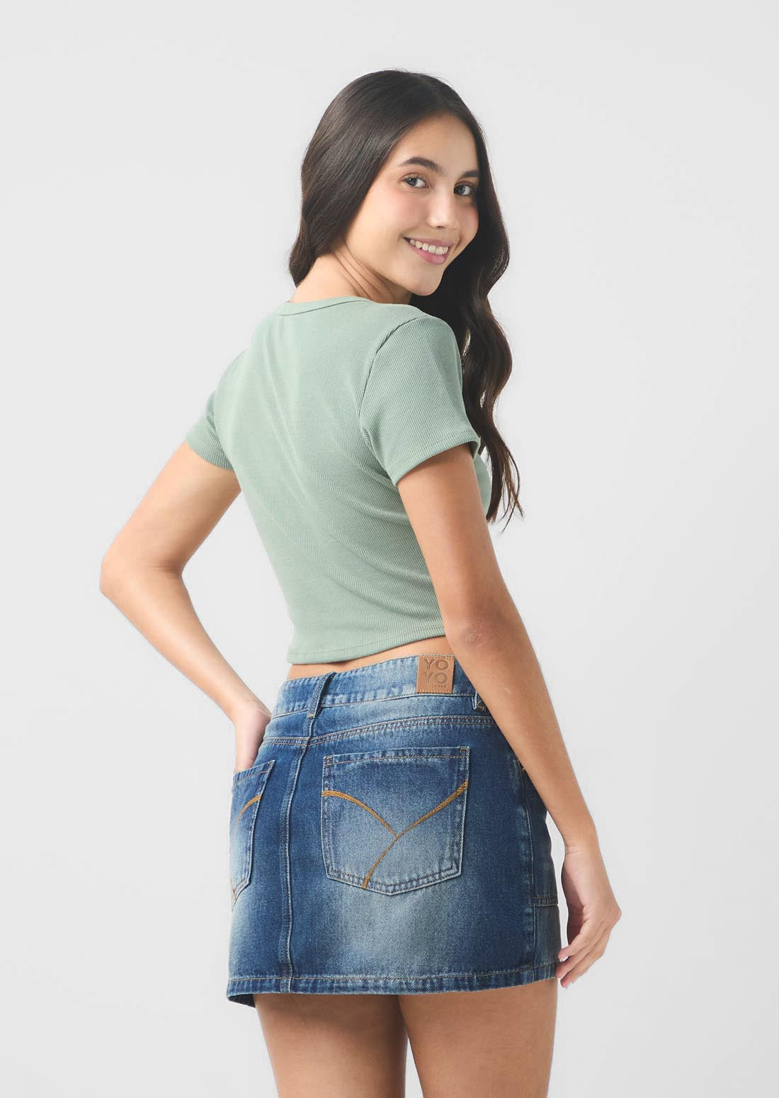 Top verde medio frente estampado para jóvenes