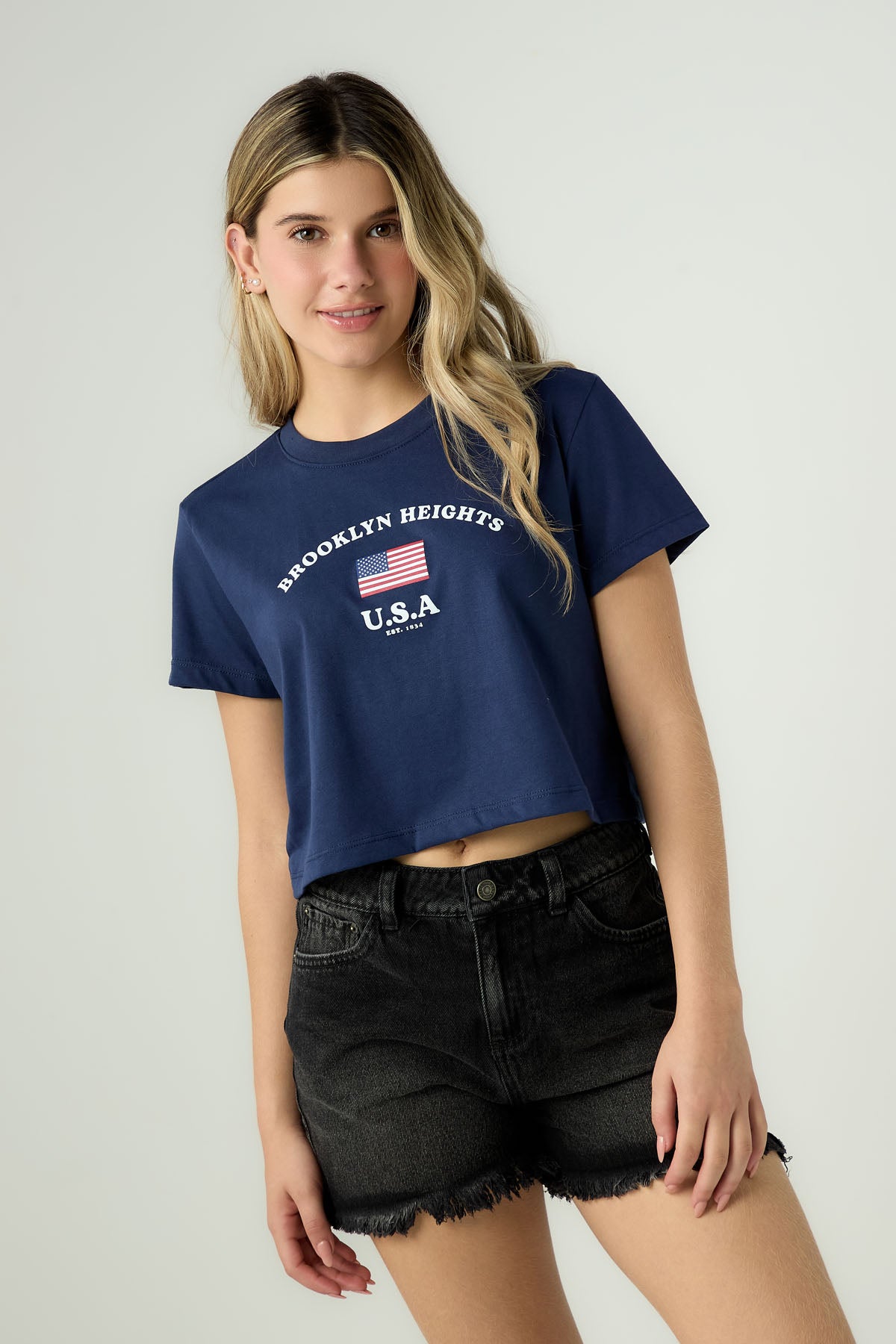 Camiseta azul oscuro estampada para jóvenes